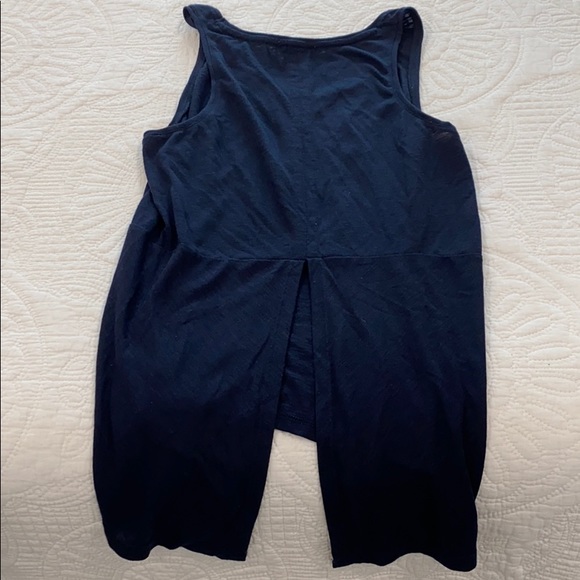 Dex tank top - Picture 2 of 3